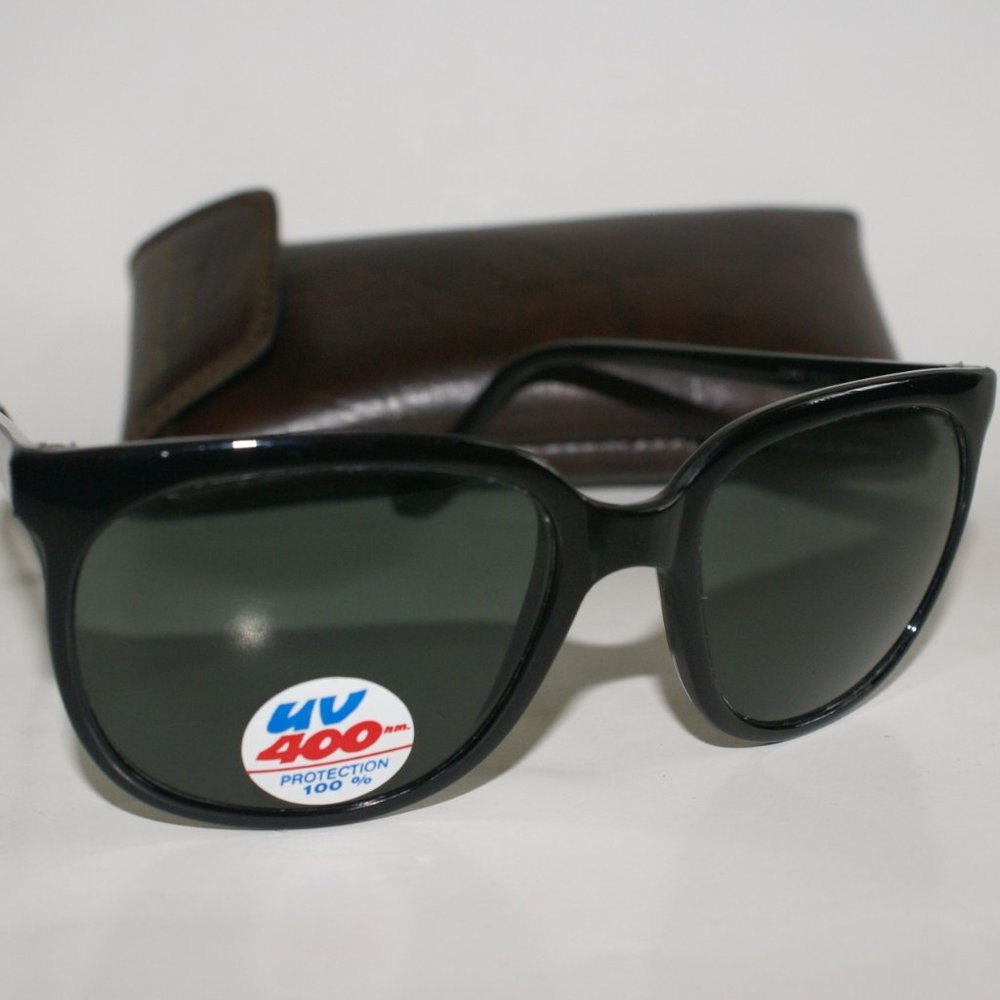 Vintage Schoolboy plastic frame optical sunglasses